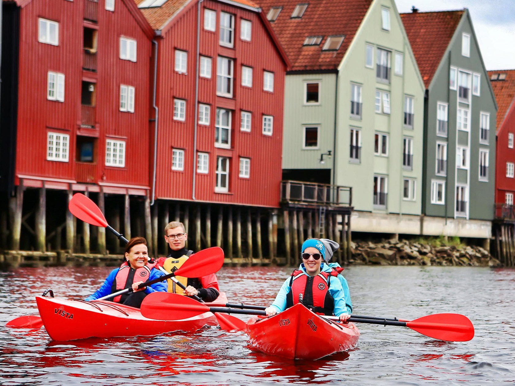 a small boat in a body of water