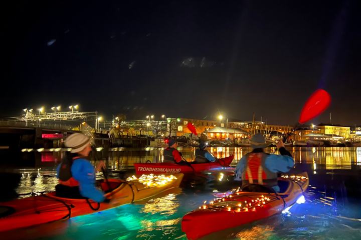 a boat docked at night